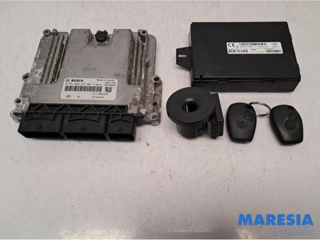 Opel - Vivaro - Engine management computer