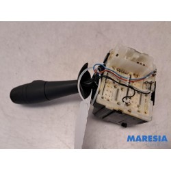 Opel - Vivaro - Wiper switch