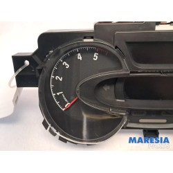 Opel - Vivaro - Instrumentenpaneel
