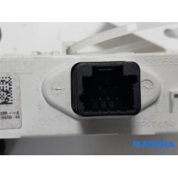 Opel - Vivaro - Airbag controle lampje