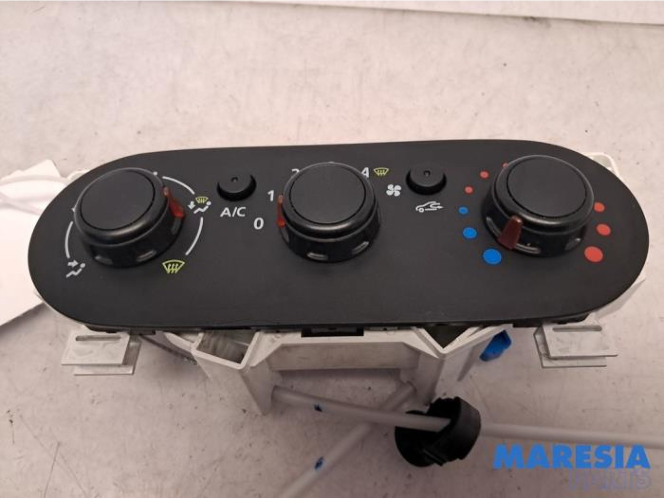 Opel - Vivaro - Heater control panel