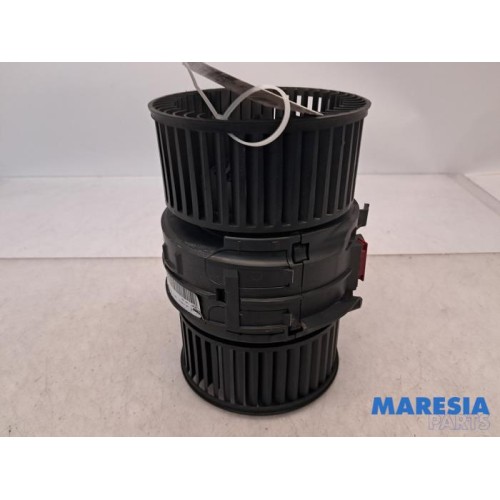Opel - Vivaro - Heating and ventilation fan motor