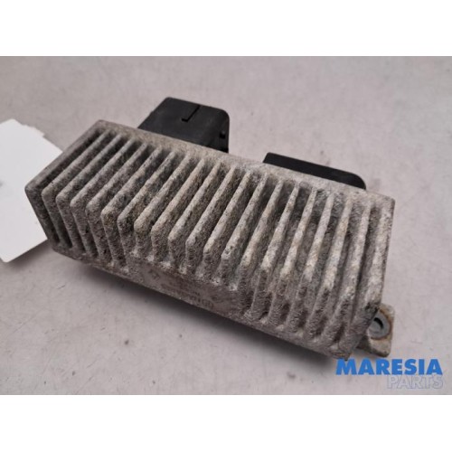 Opel - Vivaro - Glow plug relay