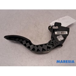 Opel - Vivaro - Throttle pedal position sensor