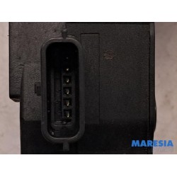 Opel - Vivaro - Throttle pedal position sensor