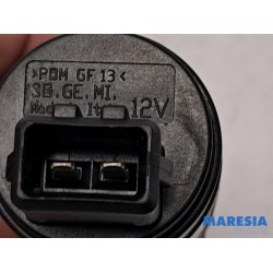 Fiat - 500 - Scheibensprüherpumpe vorne