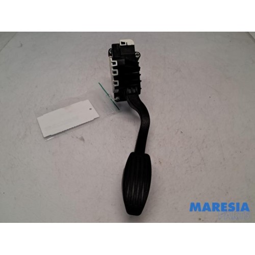 Fiat - 500 - Accelerator pedal