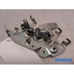 Opel - Vivaro - Sliding door lock mechanism, right