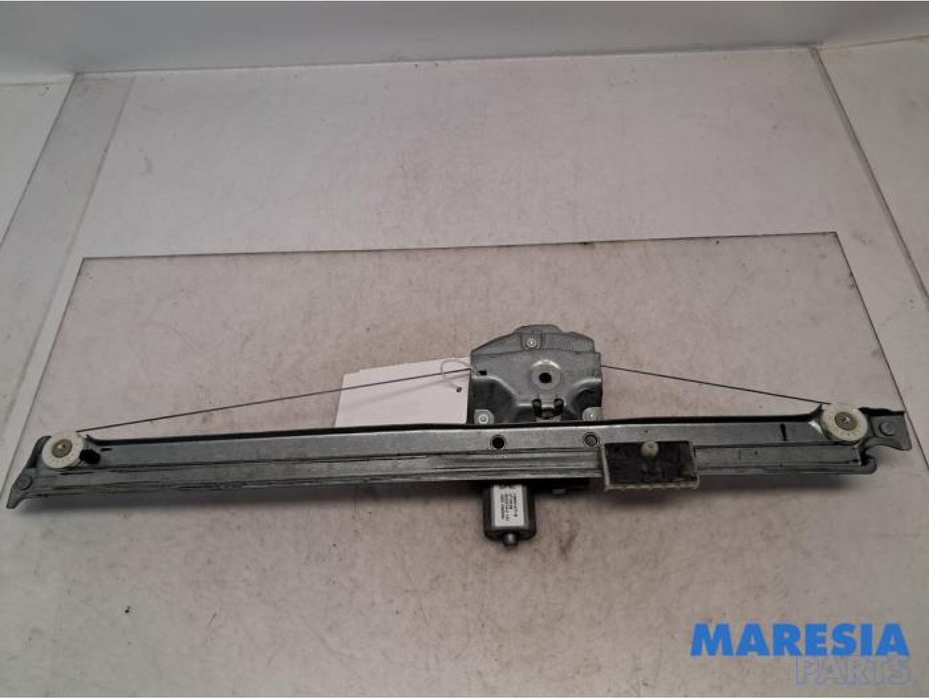 Opel - Vivaro - Window mechanism 2-door, front right
