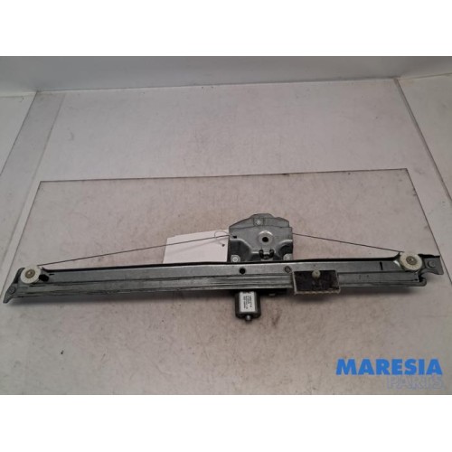 Opel - Vivaro - Window mechanism 2-door, front right