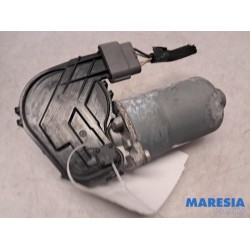 Opel - Vivaro - Front wiper motor