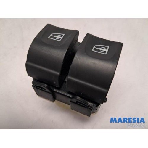 Opel - Vivaro - Multi-functional window switch