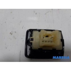Opel - Vivaro - Electric window switch