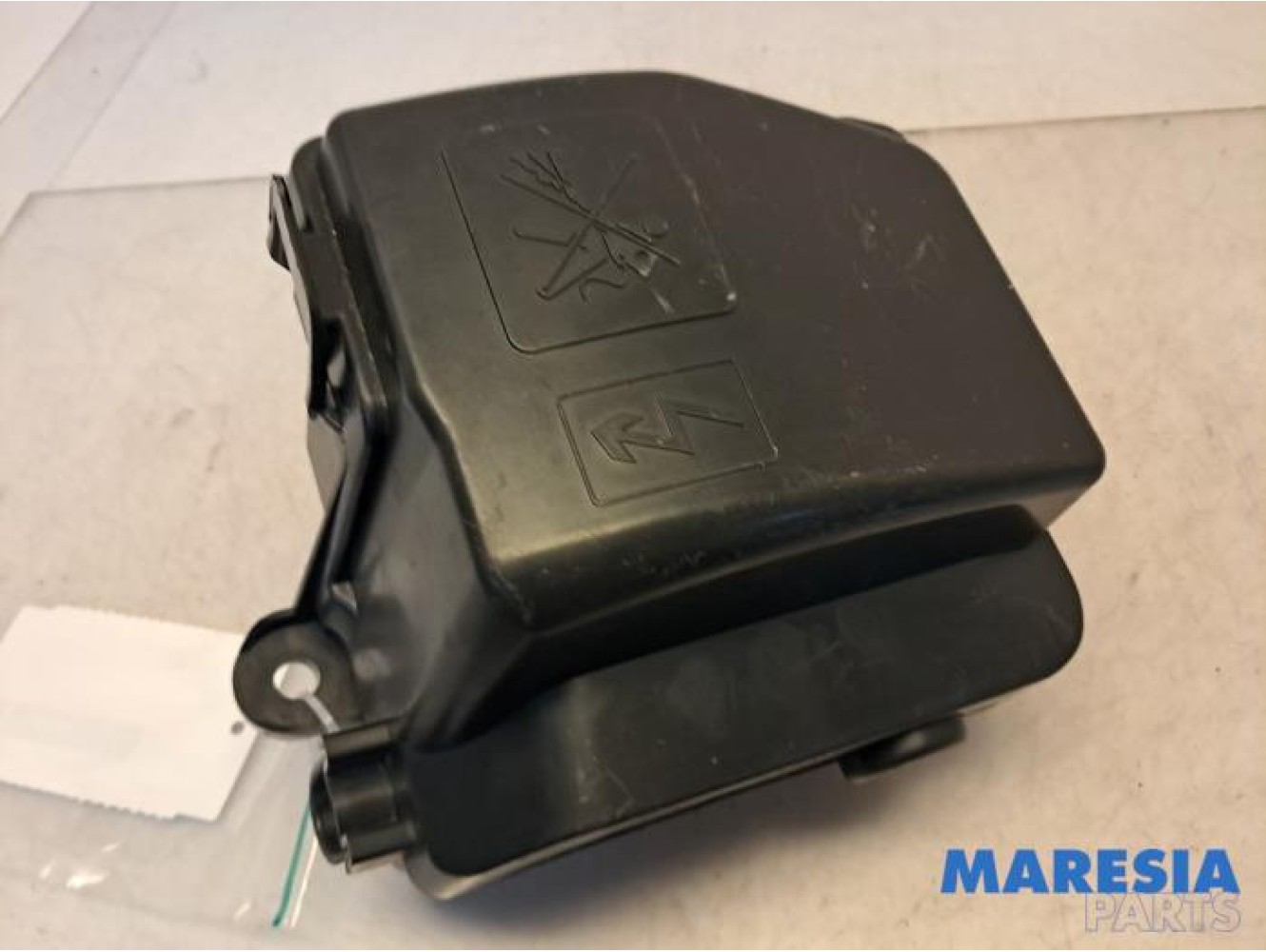 Renault - Captur - Fuse box