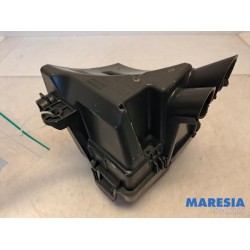 Renault - Captur - Fuse box