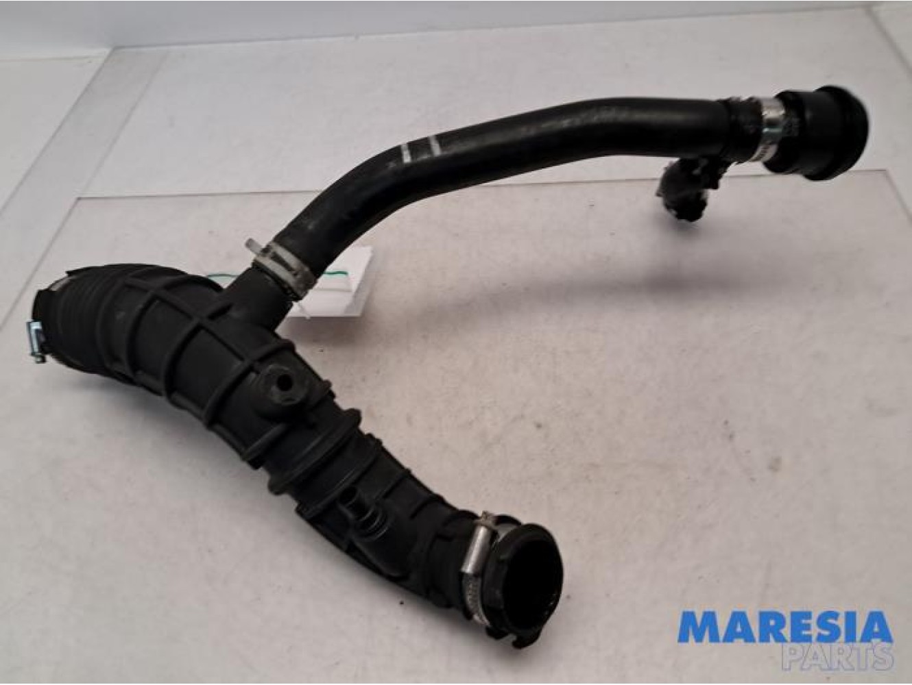 Renault - Captur - Air intake hose