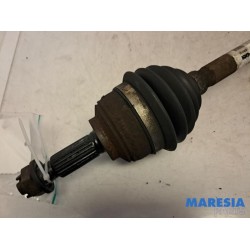 Renault - Captur - Front drive shaft, left