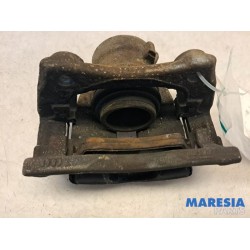 Renault - Captur - Front brake calliper, right