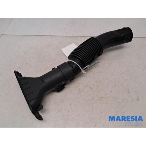 Citroen - C4 Grand Picasso - Air intake hose