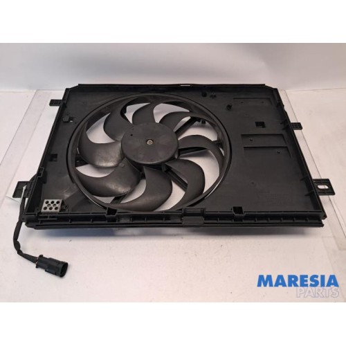 Citroen - C4 Grand Picasso - Fan motor