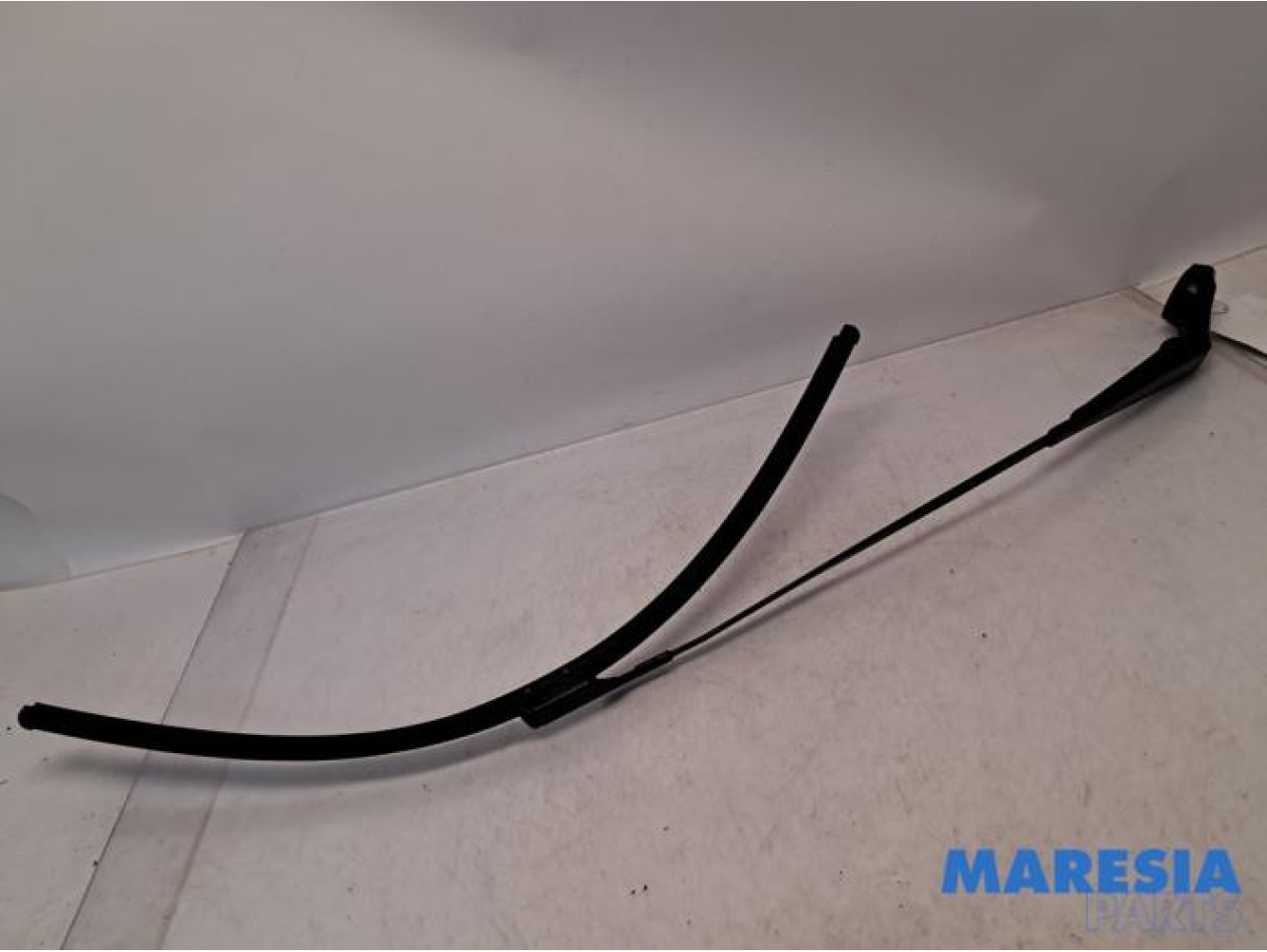 Citroen - C4 Grand Picasso - Front wiper arm