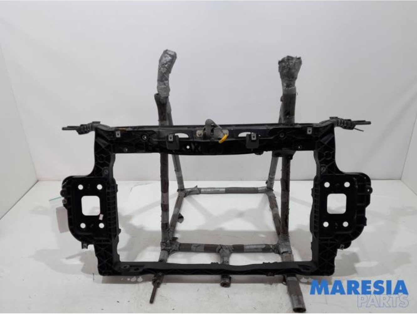 Fiat - Punto - Front panel