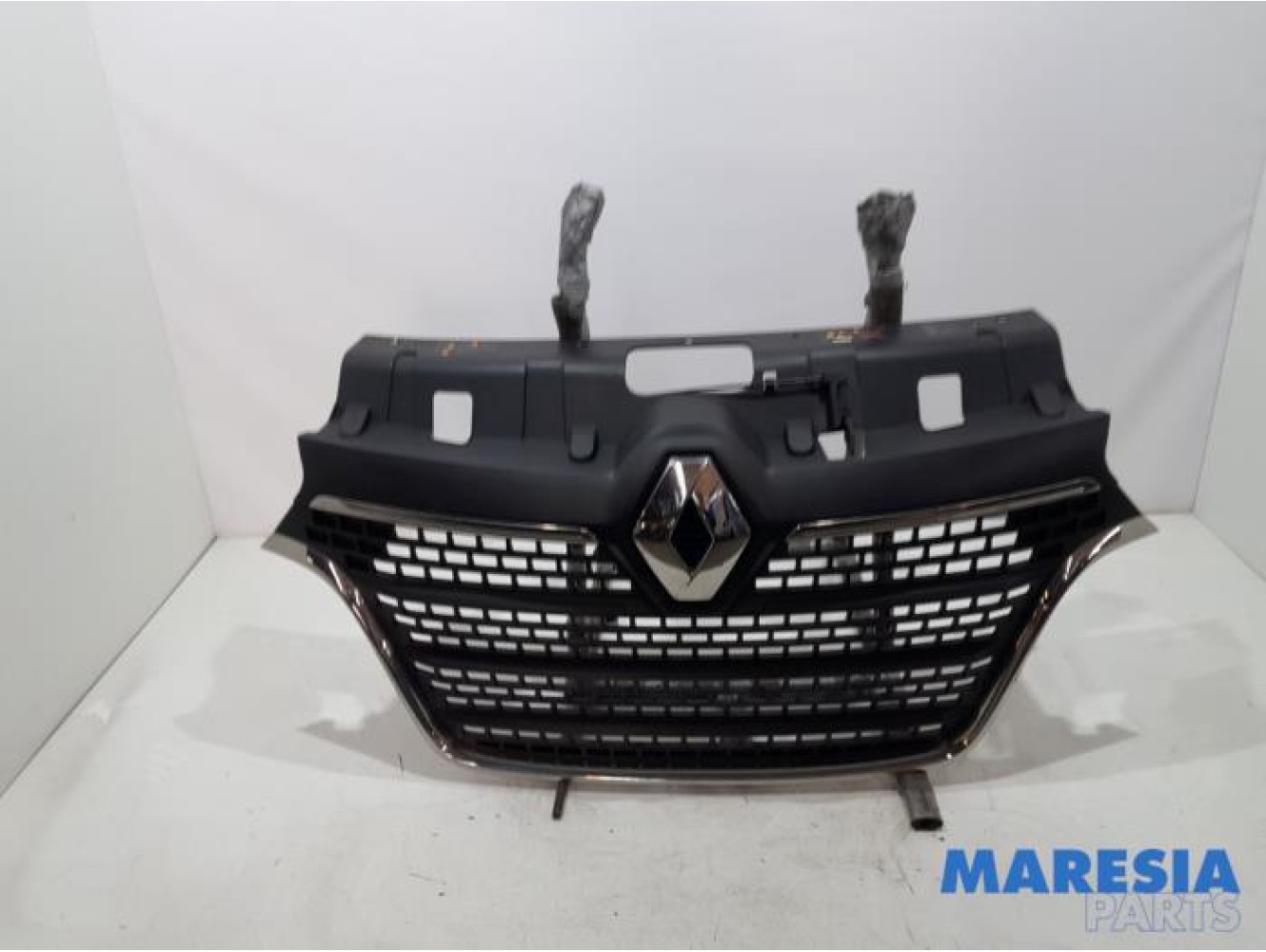 Renault - Master - Grill