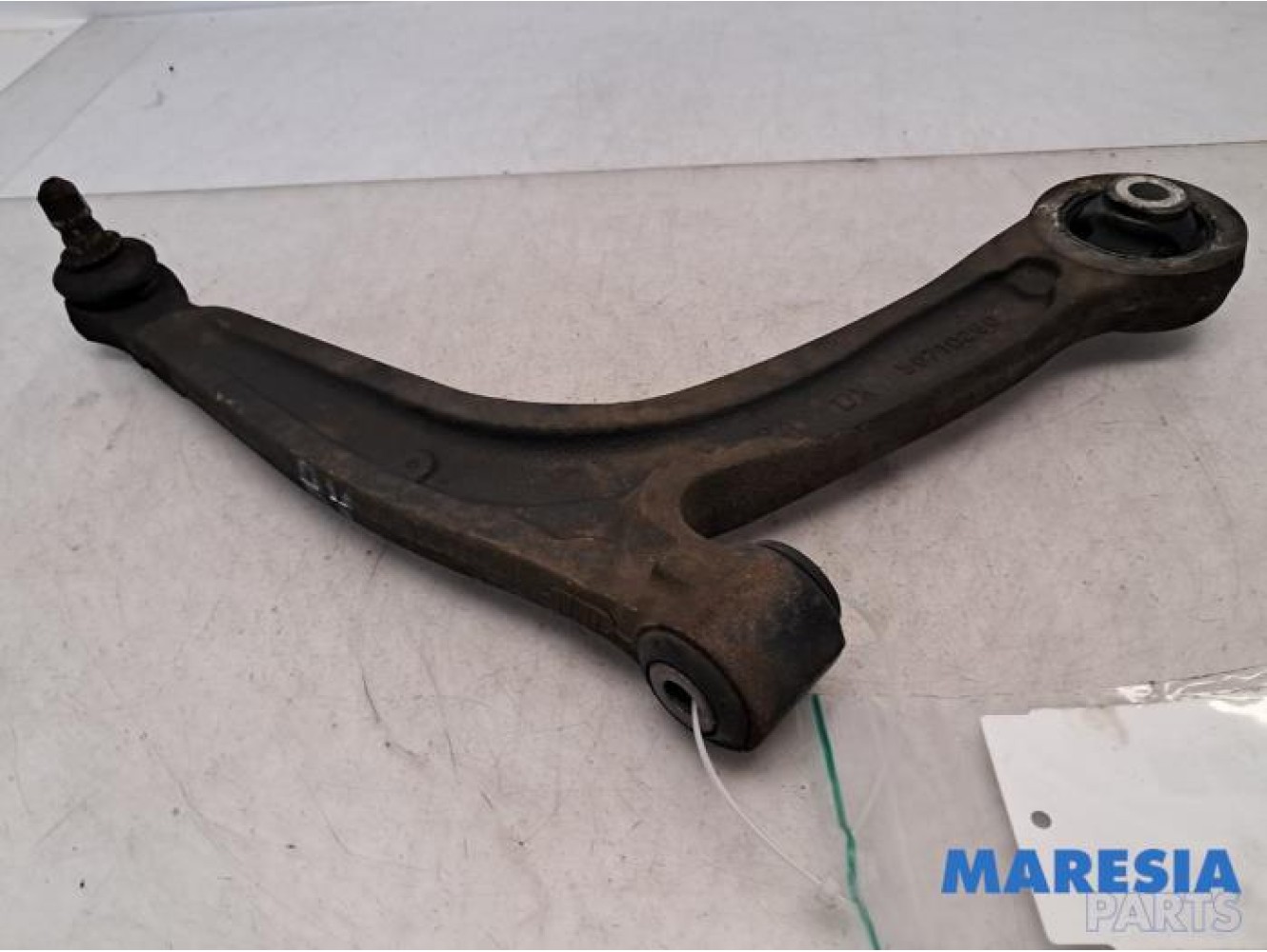 Fiat - 500 - Front lower wishbone, right
