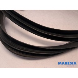 Fiat - Panda - Portierrubber 4Deurs links-achter