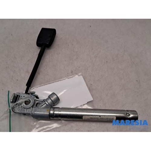 Citroen - C4 Grand Picasso - Gordelspanner links