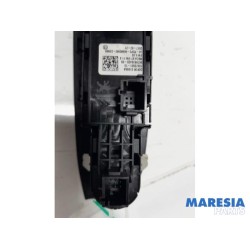 Citroen - C4 Grand Picasso - Multi-functional window switch