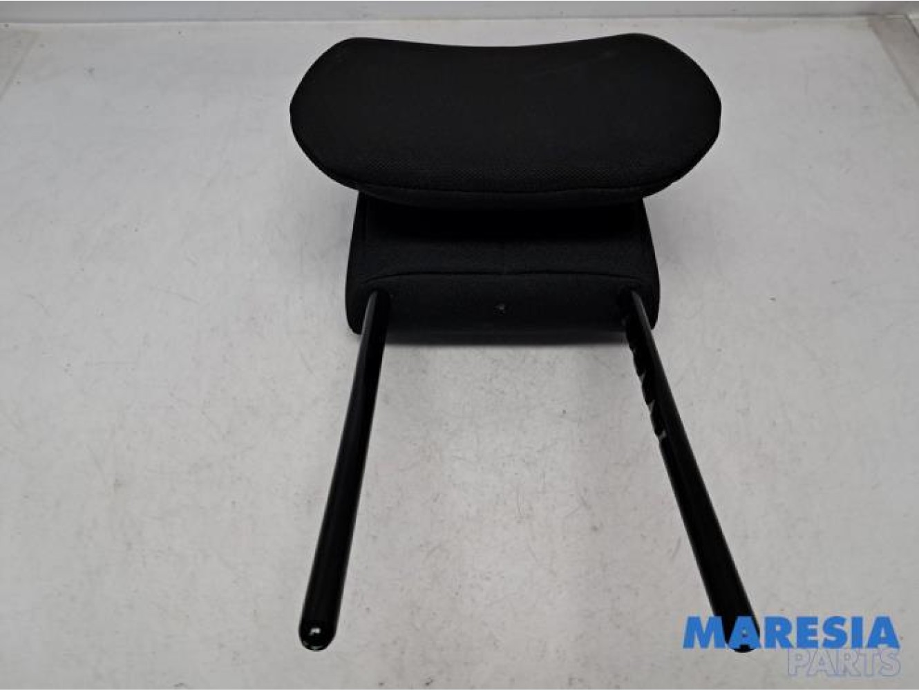 Citroen - C4 Grand Picasso - Headrest