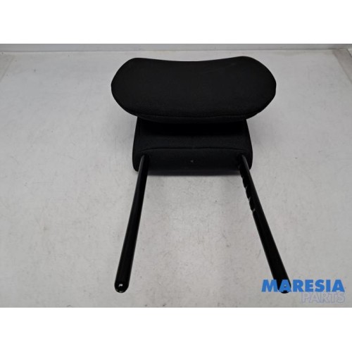 Citroen - C4 Grand Picasso - Headrest