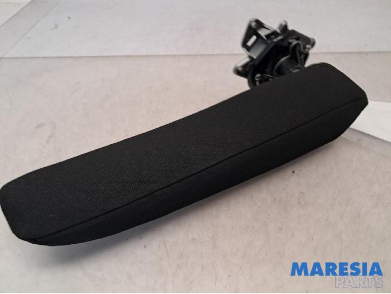 Citroen - C4 Grand Picasso - Armrest