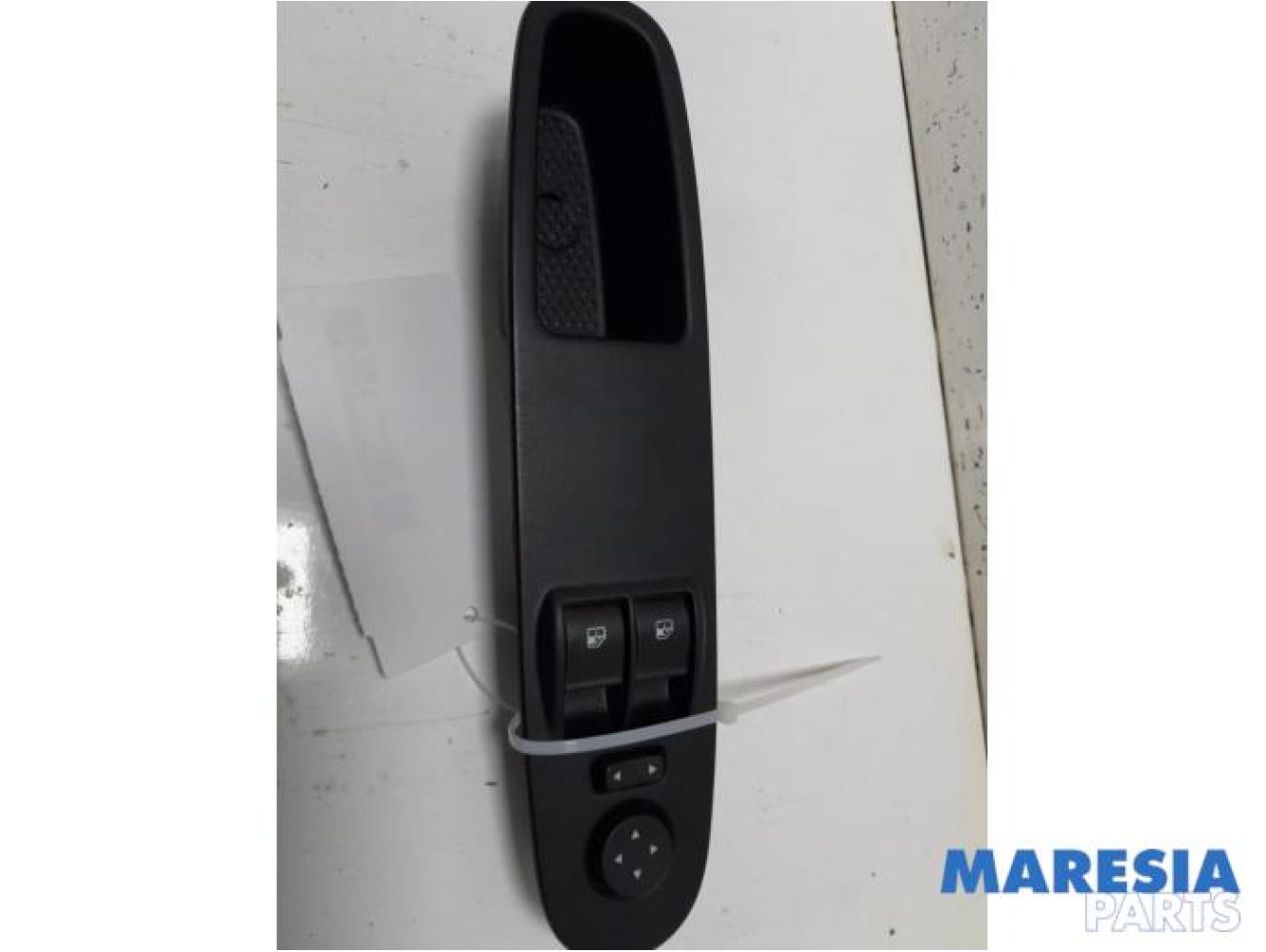 Fiat - Punto - Multi-functional window switch
