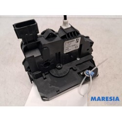 Fiat - Punto - Front door lock mechanism 4-door, right
