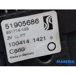 Fiat - Punto - Türschlossmechanik 4-türig links vorne