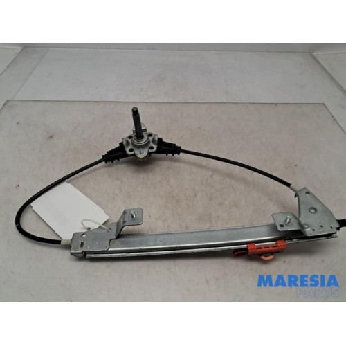 Fiat - Punto - Rear door window mechanism 4-door, right