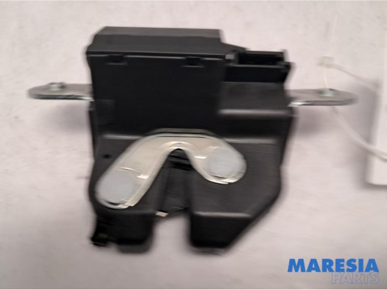 Fiat - Punto - Tailgate lock mechanism