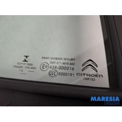 Citroen - C4 Grand Picasso - Rear quarter light, left right