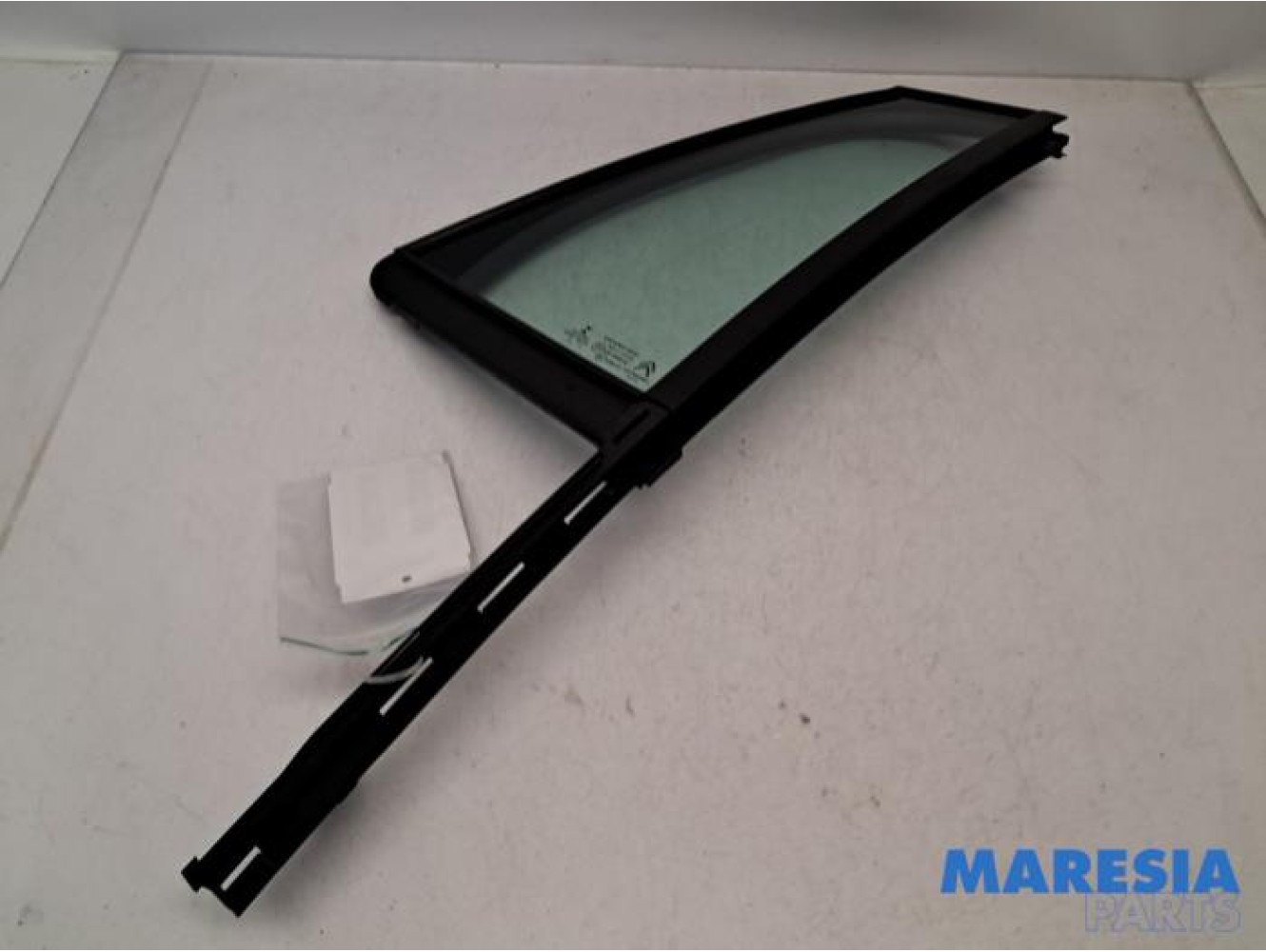 Citroen - C4 Grand Picasso - Rear quarter light, left right