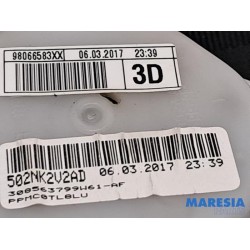 Citroen - C4 Grand Picasso - Rear seatbelt, right