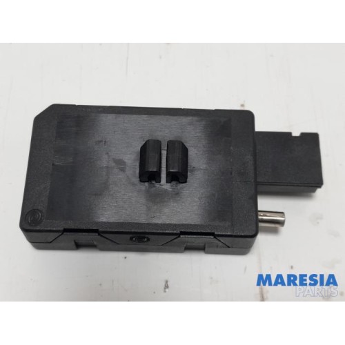 Citroen - C4 Grand Picasso - Antenna Amplifier