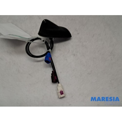 Citroen - C4 Grand Picasso - Antenne
