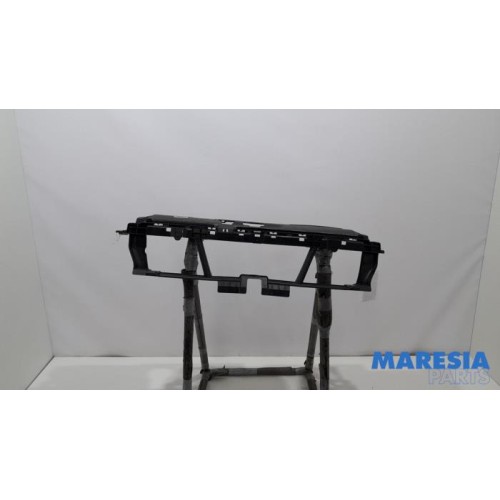 Peugeot - 308 - Front part support