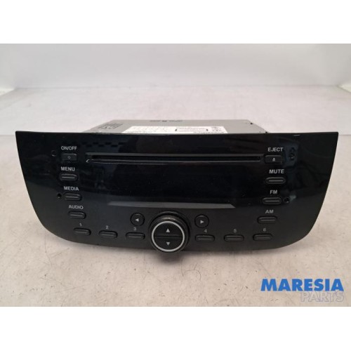Fiat - Punto - Radio CD player