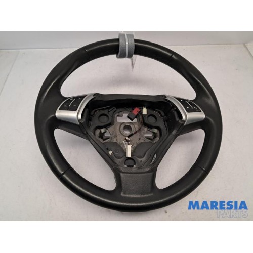 Fiat - Punto - Steering wheel