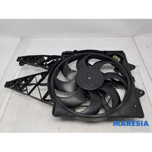 Fiat - Punto - Fan motor
