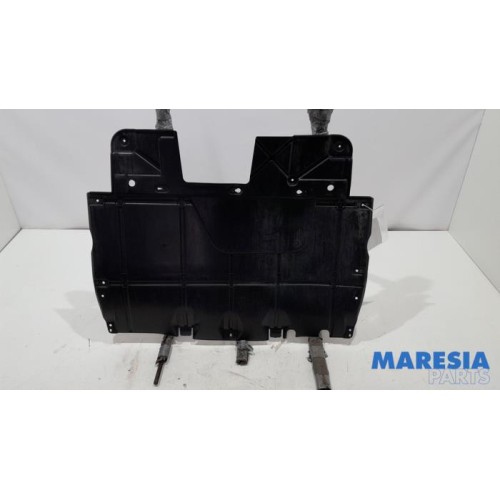 Fiat - Punto - Engine protection panel