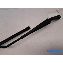 Fiat - Punto - Front wiper arm